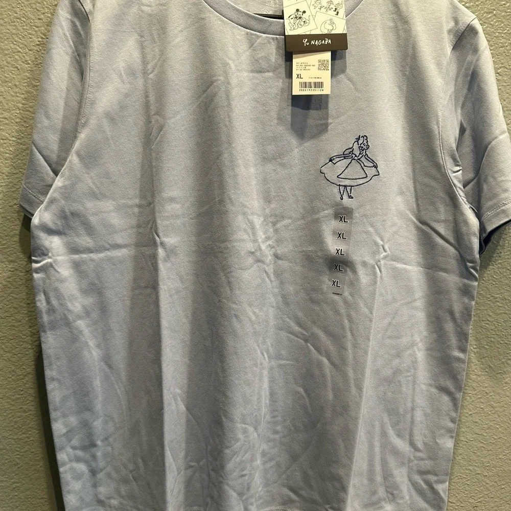 Uniqlo x Disney MAGIC FOR ALL w Yu Nagaba JP Alice in the Wonderland embroidered - Picture 4 of 7